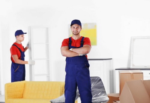 Reliable Finchley man with van for business deliveries